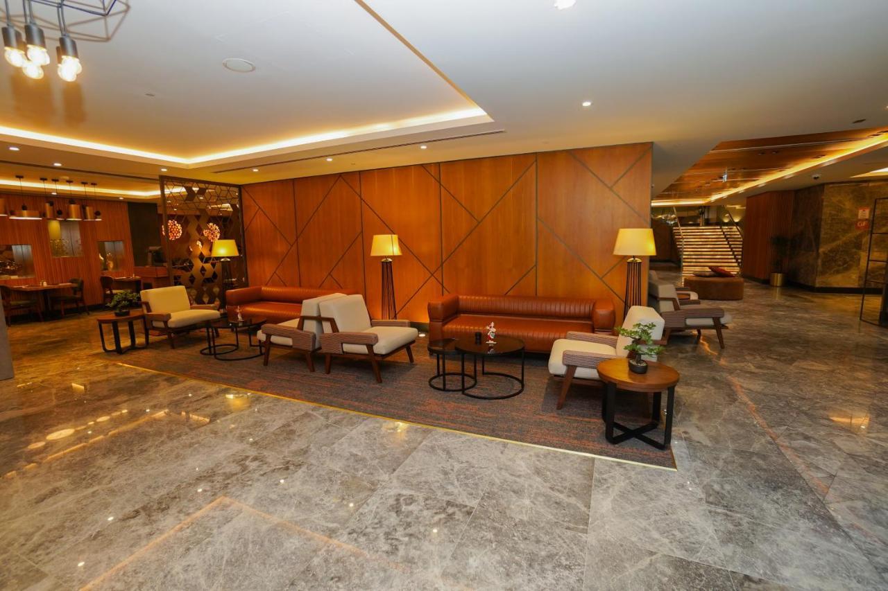 The Grand Lux Otel 5*